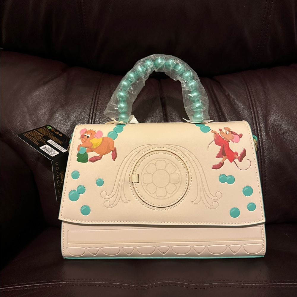 Disney Loungefly Cinderella Gus Jaq Crossbody Lucifer NWT